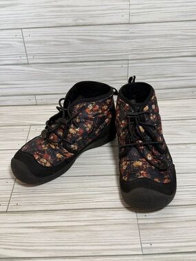 KEEN Howser II Chukka Waterproof Boot Noble Flower Kids Size 1 Youth Insulated